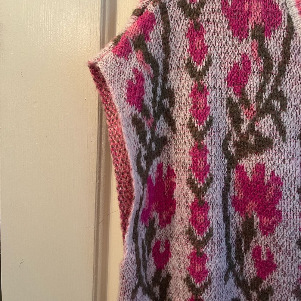 💖Floral & Stripe Knit Sweater💖 - Picture 7 of 15